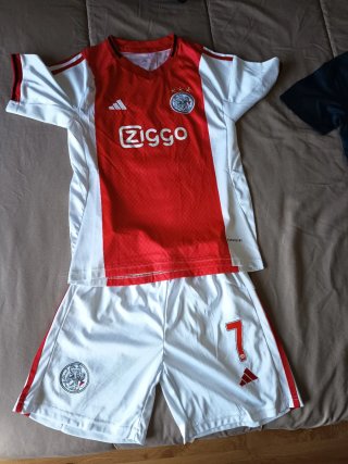 Camiseta, Chándal Fútbol