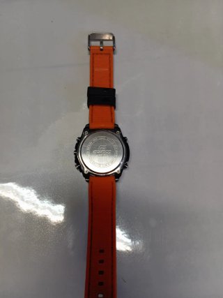 Reloj Casio Módulo 4334 Negro Naranja