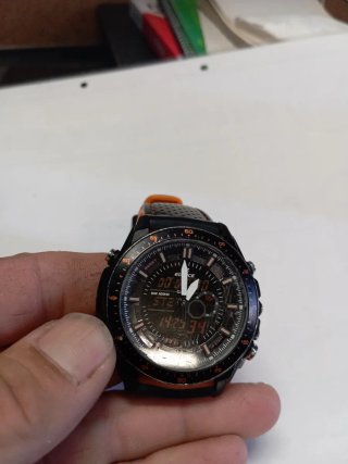 Reloj Casio Módulo 4334 Negro Naranja