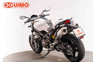 DUCATI MONSTER 696