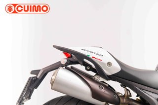 DUCATI MONSTER 696