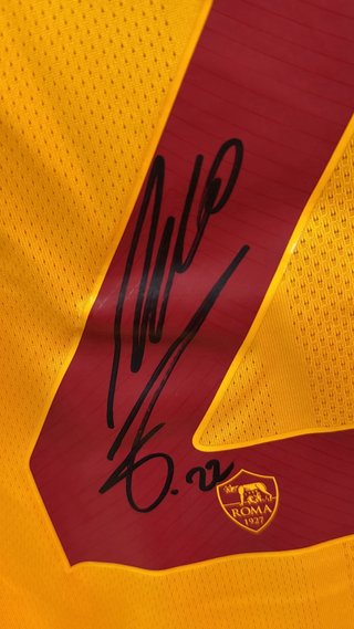 Camisetas Zaniolo y Real Madrid