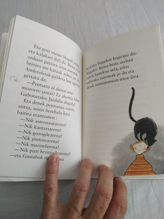 Libro de bolsillo en euskera Magalik badaki
