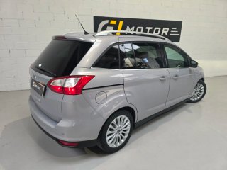 Ford Grand C-MAX 7 plazas