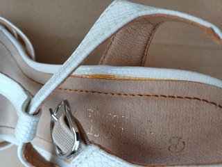 Sandalias blancas tacón grueso