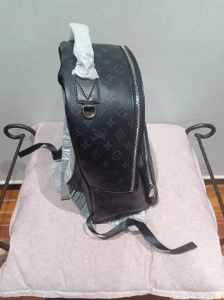 Mochila Louis Vuitton Discovery Cargo Negra