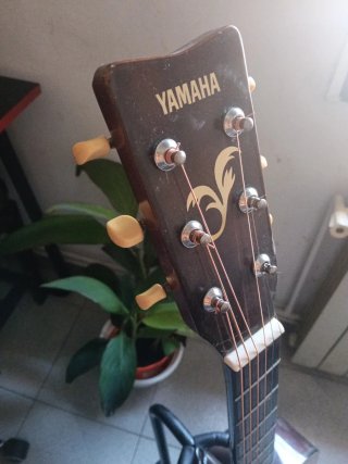 Guitarra Acústica Yamaha FG-400A