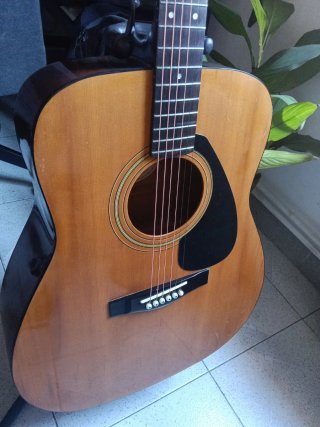 Guitarra Acústica Yamaha FG-400A