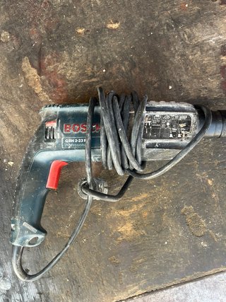 Taladro percutor Bosch GBH 2-23 RE