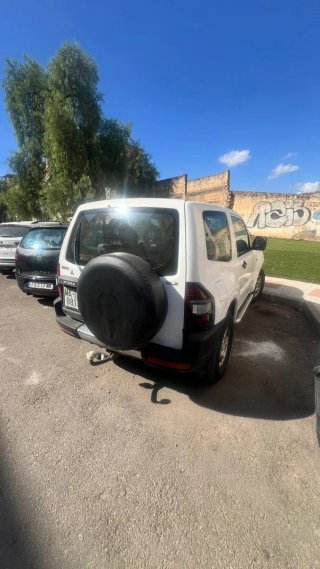 Mitsubishi Montero 2000