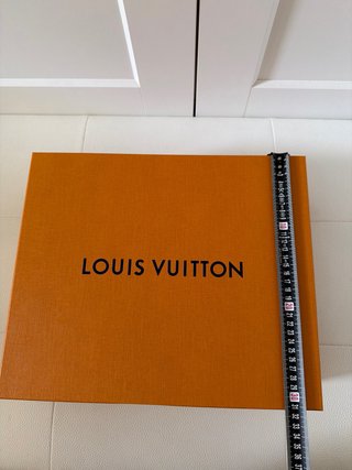 Caja Louis Vuitton ORIGINAL