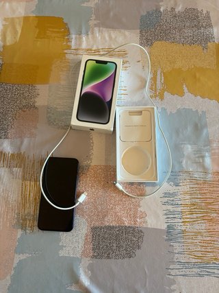 iPhone 14 Apple