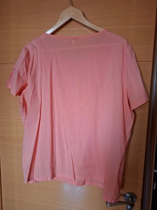 Blusa naranja con lentejuelas. Tallas grandes