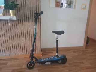Patinete eléctrico con asiento y garantía