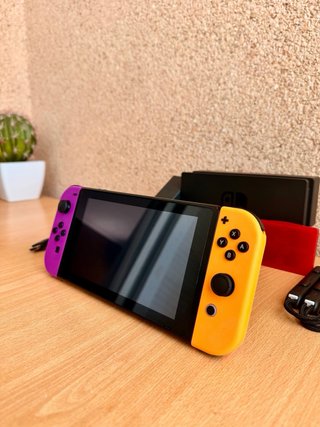 Nintendo Switch + Accesorios