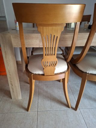 4 Sillas de Comedor Madera Tapizadas
