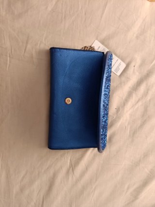 Bolso de fiesta azul con pedrería