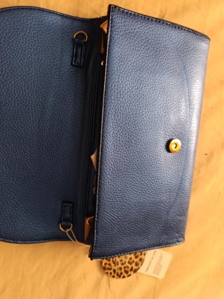 Bolso de fiesta azul con pedrería