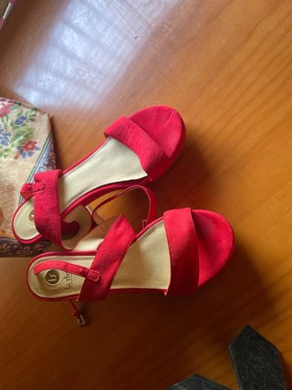 Zapatos tacón rojos talla 38