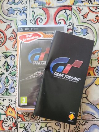 Scatola e manuale Gran Turismo PSP