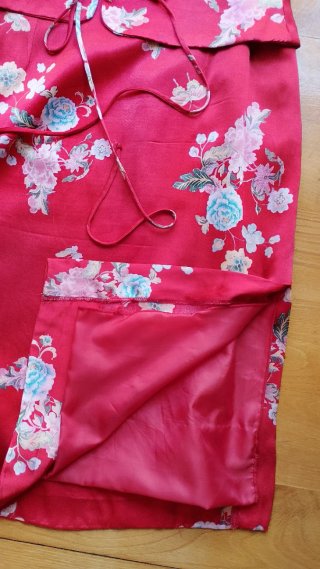 Vestido Lolita rojo estampado floral