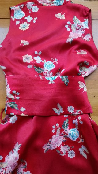 Vestido Lolita rojo estampado floral