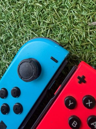 Nintendo Switch V2 + Accesorios
