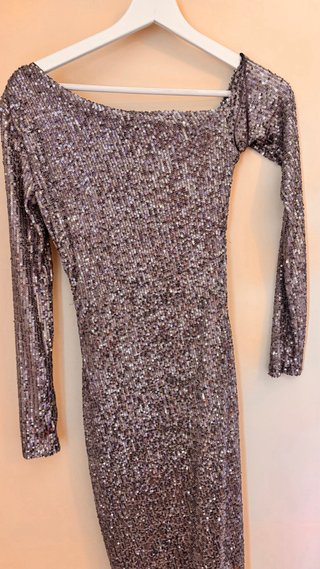 Vestido de fiesta plateado lentejuelas