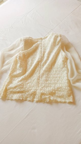 Blusa de fiesta encaje manga transparente