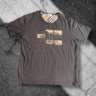 Camiseta Burberry Brit Vintage