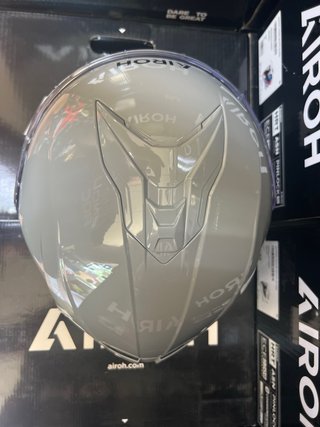 Casco moto M carretera Airoh Gris Cemento