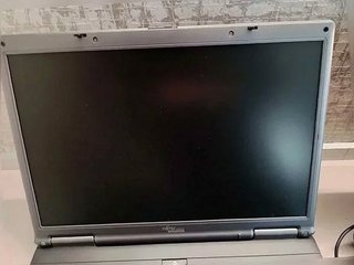 2 x Fujitsu ESPRIMO Mobile V5515 Portatili - Per Pezzi / Da Riparare