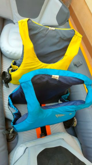 Kayak hinchable ITIWIT amarillo