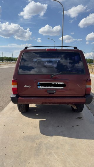Jeep Cherokee XJ 2001 2.5TD