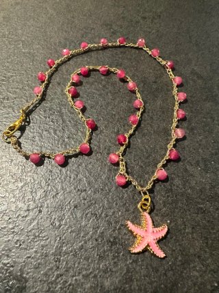 Collana con ciondolo a stella marina