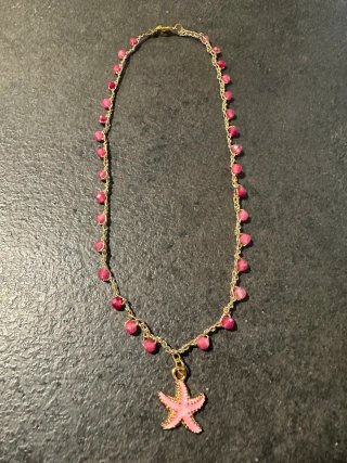 Collana con ciondolo a stella marina