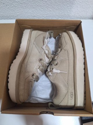 UGG Lo Lowmel Mujer Marrón/Beige Talla 38