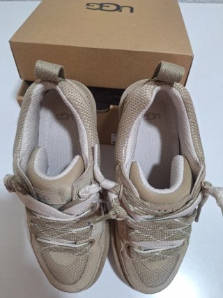 UGG Lo Lowmel Mujer Marrón/Beige Talla 38