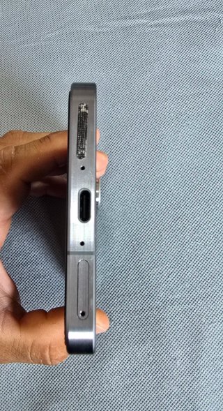 Samsung A56 Negro/Plateado
