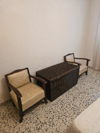 Muebles de piso antiguo urge