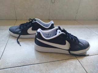 Zapatillas NIKE Court Royale T-42 Negras