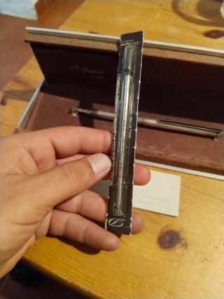 Bolígrafo S.T. Dupont