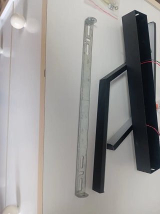 Aplique LED Zigzag Negro