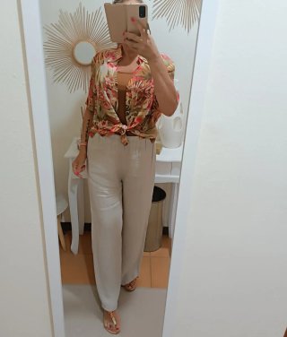 Camicia donna fantasia fiori mezza manica