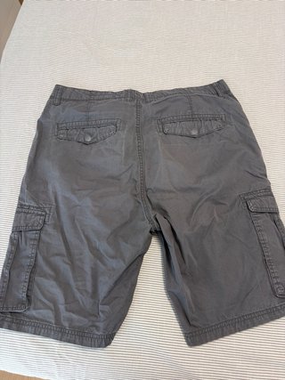 Pantalón cargo gris hombre