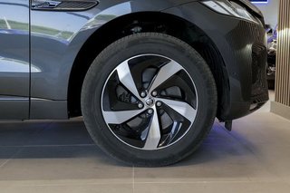 Jaguar F-Pace   2.0 I4 PHEV 404PS AWD Auto RDynamic SE