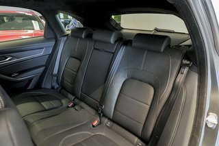 Jaguar F-Pace   2.0 I4 PHEV 404PS AWD Auto RDynamic SE