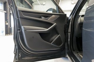 Jaguar F-Pace   2.0 I4 PHEV 404PS AWD Auto RDynamic SE