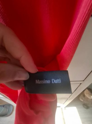 Camiseta Massimo Dutti Roja sin mangas. Nueva
