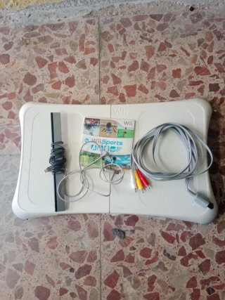 Tabla Wii Fit Nintendo + Juego Wii Sports